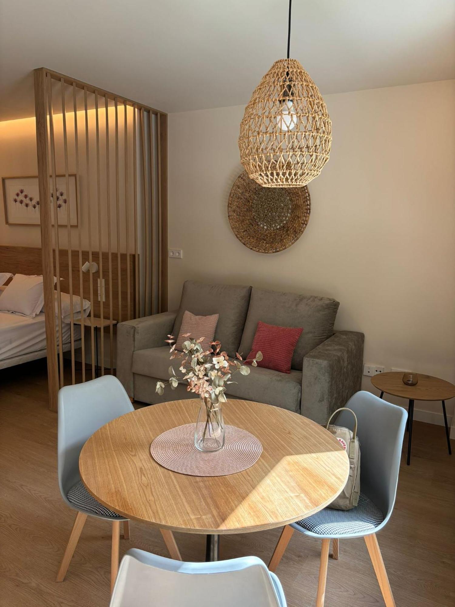 Apartamentos Joaquin Costa Santander Exterior photo